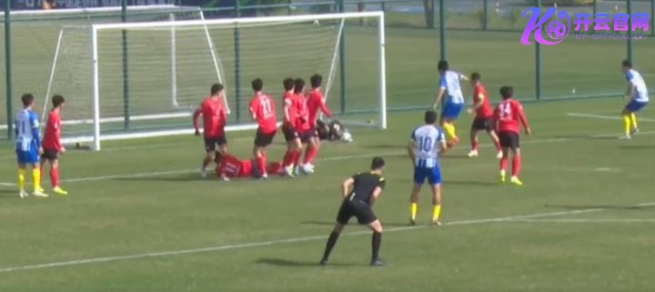 武汉联镇杨惠康头球破门